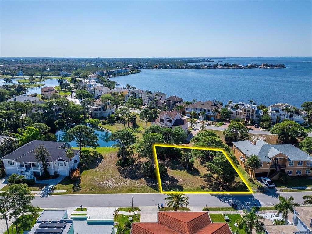 Property for sale at HARBOUR WATCH CIRCLE, TARPON SPRINGS, FL, 34689