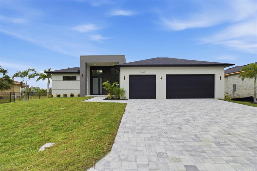 Property for sale at 9660 PRESIDENT CIRCLE, PORT CHARLOTTE, FL, 33981