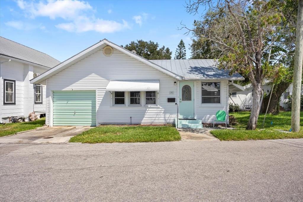 Property for sale at 9 SEMINOLE DRIVE, BRADENTON, FL, 34208