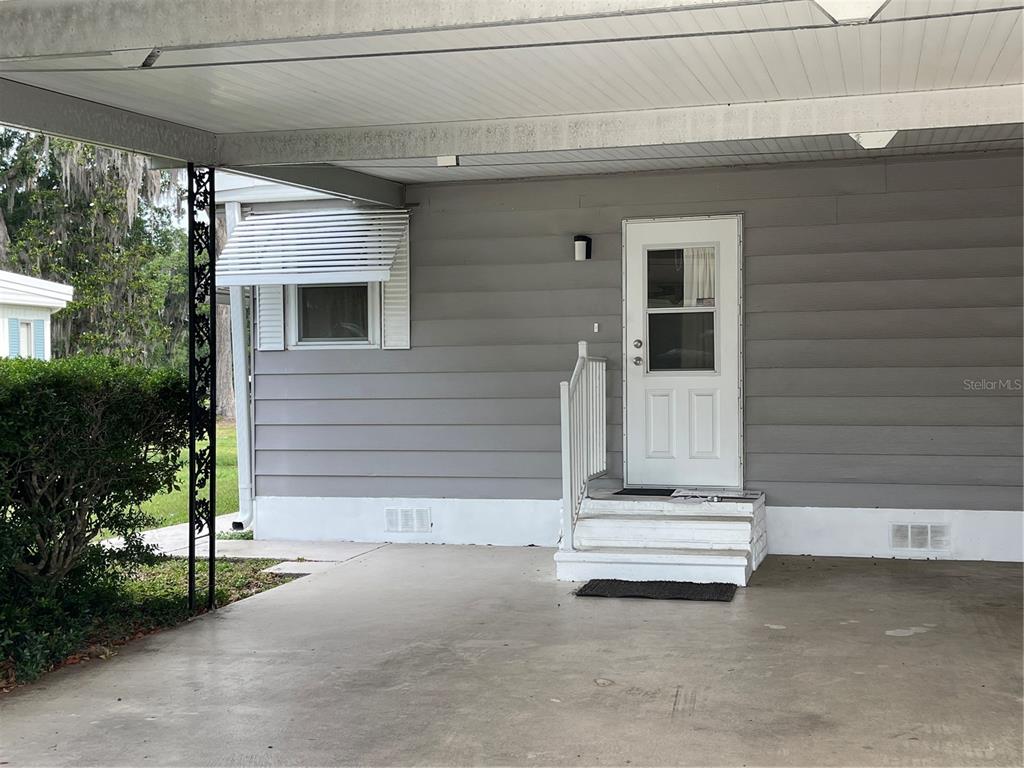 Property for sale at 87 N BOBWHITE ROAD, WILDWOOD, FL, 34785