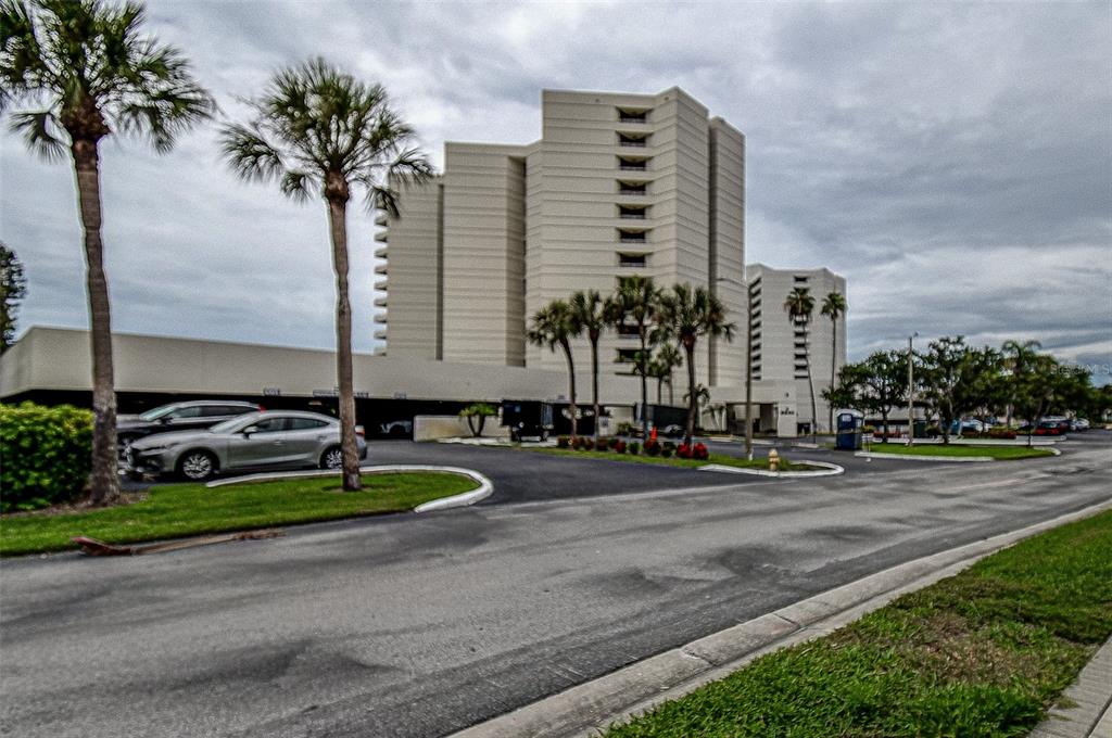 Property for sale at 5940 PELICAN BAY PLAZA S UNIT 406, GULFPORT, FL, 33707