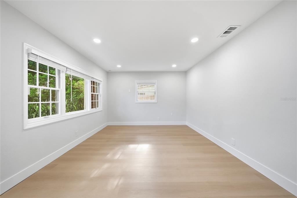 Property for sale at 5401 E 98TH AVENUE, TEMPLE TERRACE, FL, 33617