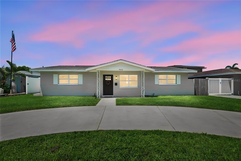 Property for sale at 933 41ST AVENUE NE, ST PETERSBURG, FL, 33703