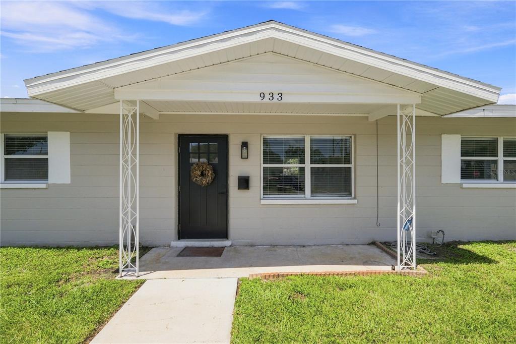 Property for sale at 933 41ST AVENUE NE, ST PETERSBURG, FL, 33703