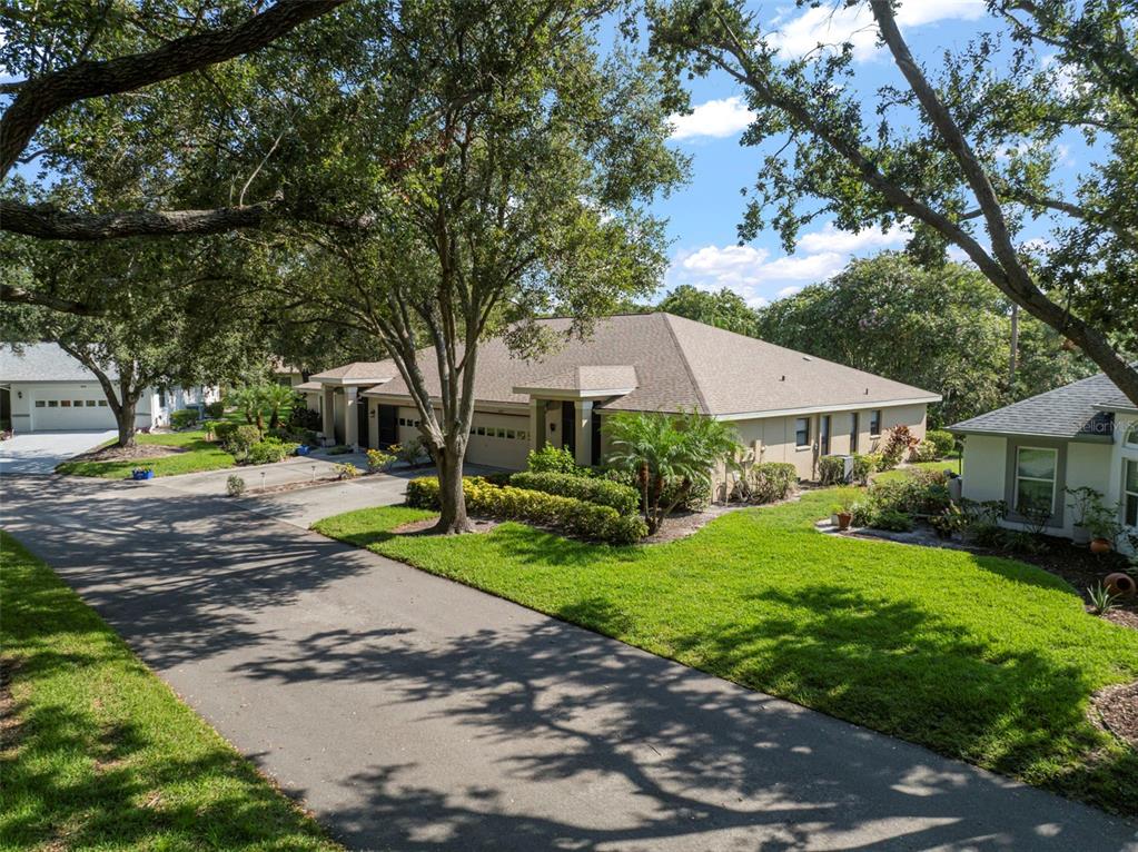 Property for sale at 1609 LAUGHTON PLACE, SUN CITY CENTER, FL, 33573