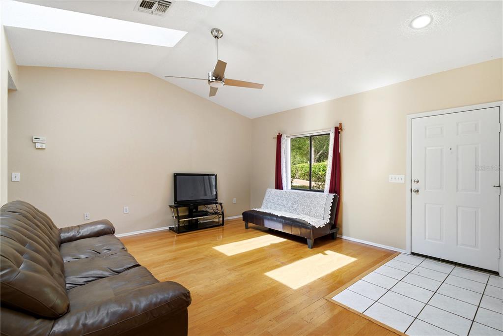Property for sale at 8160 STURBRIDGE COURT UNIT 8160, WEEKI WACHEE, FL, 34613