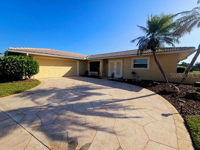Property for sale at 4 WINDSOR DRIVE, ENGLEWOOD, FL, 34223