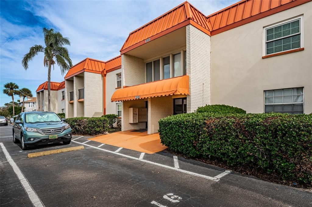 Property for sale at 10365 PARADISE BOULEVARD UNIT 16, TREASURE ISLAND, FL, 33706