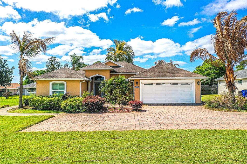 Property for sale at 3715 SEBRING PARKWAY, SEBRING, FL, 33870
