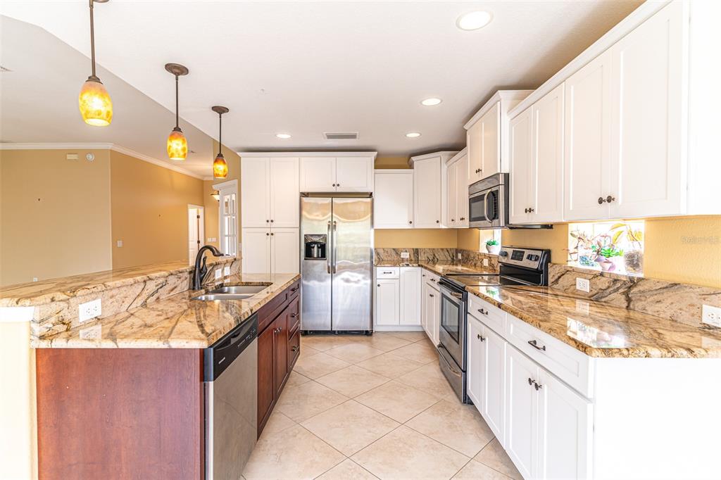 Property for sale at 3715 SEBRING PARKWAY, SEBRING, FL, 33870
