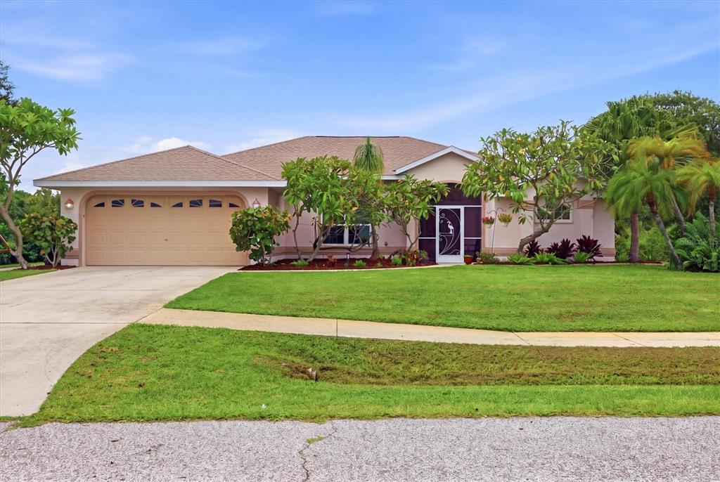 Property for sale at 1000 TENNESSEE AVENUE, ENGLEWOOD, FL, 34223