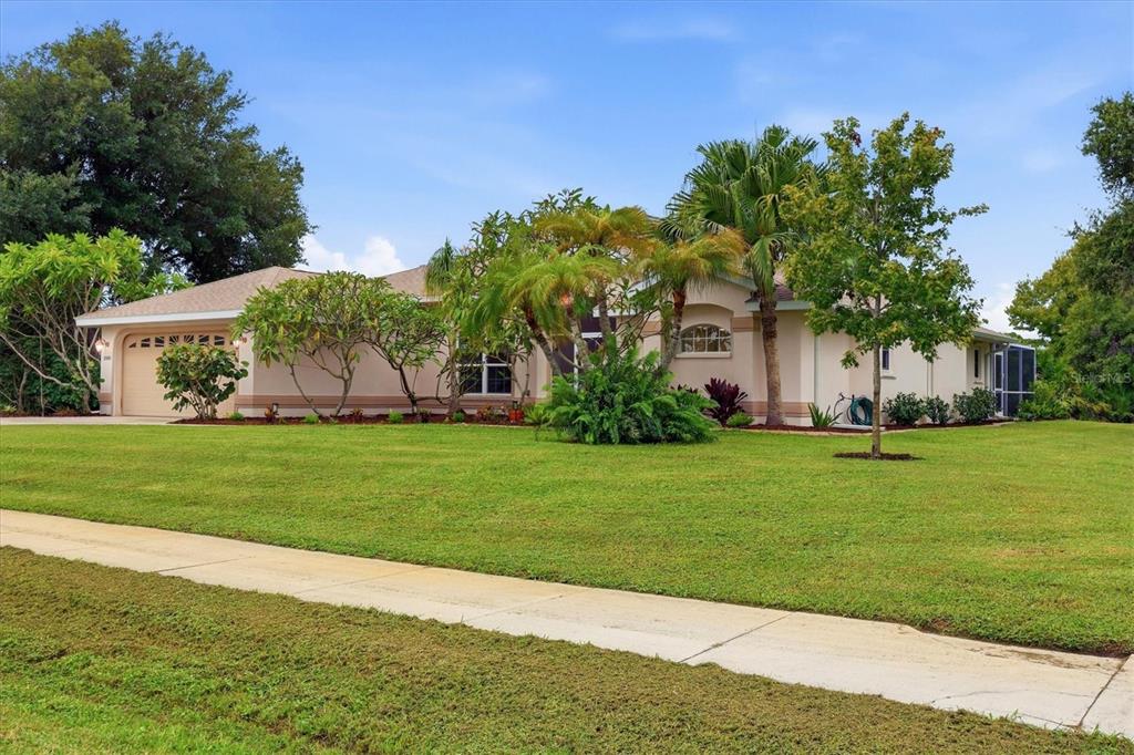 Property for sale at 1000 TENNESSEE AVENUE, ENGLEWOOD, FL, 34223