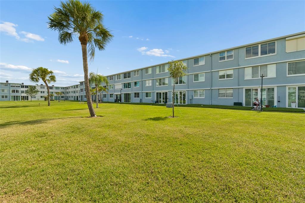 Property for sale at 4715 BAY STREET NE UNIT 223, ST PETERSBURG, FL, 33703