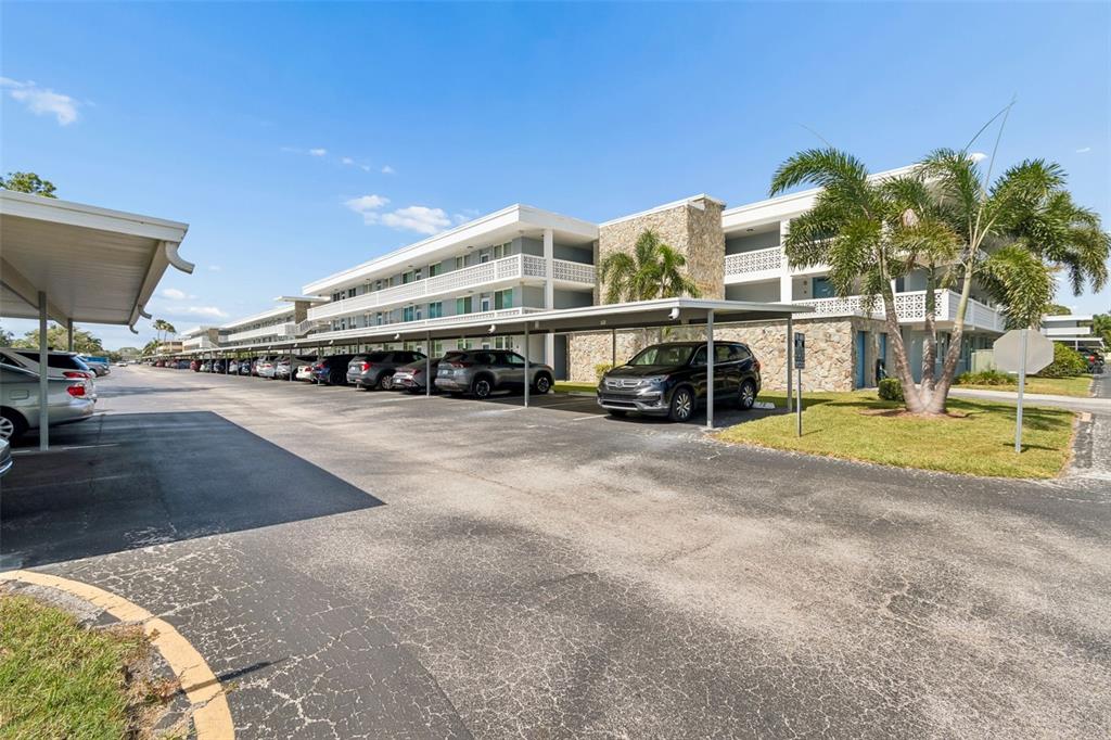 Property for sale at 4715 BAY STREET NE UNIT 223, ST PETERSBURG, FL, 33703