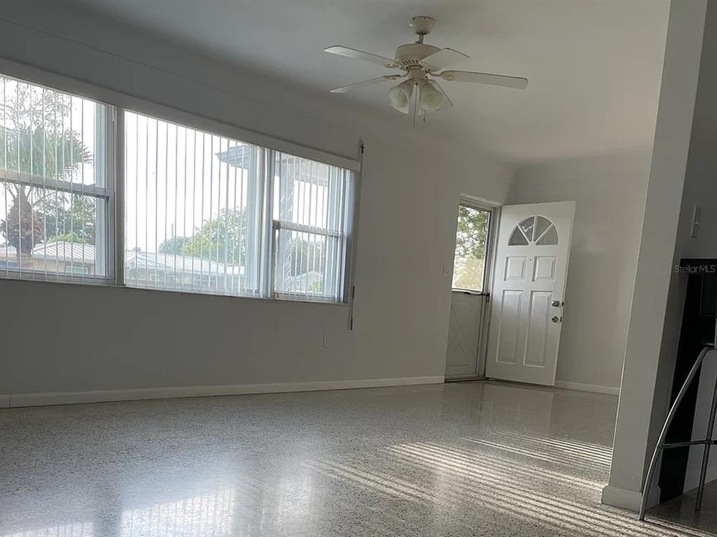 Property for sale at 5003 58TH WAY N, KENNETH CITY, FL, 33709
