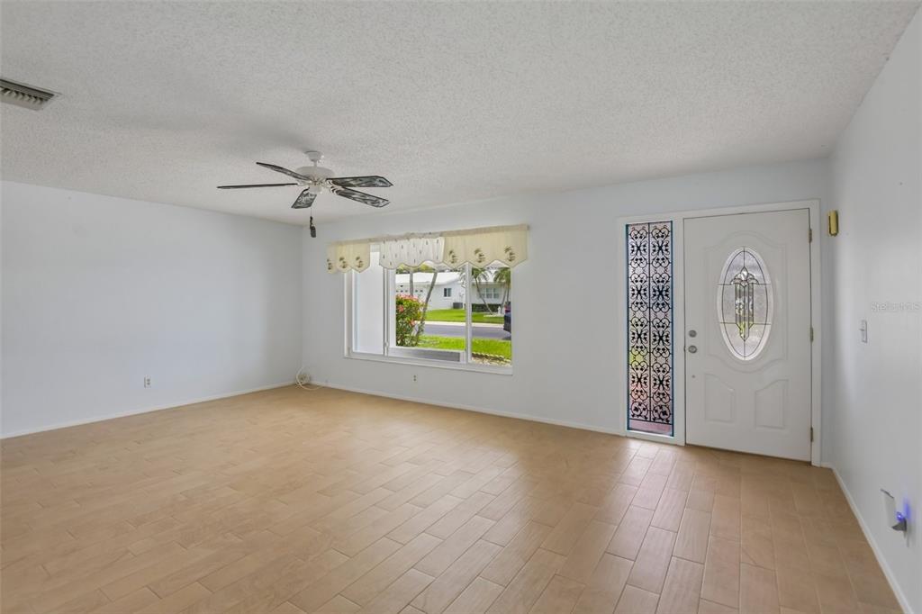 Property for sale at 3549 98TH AVENUE N, PINELLAS PARK, FL, 33782