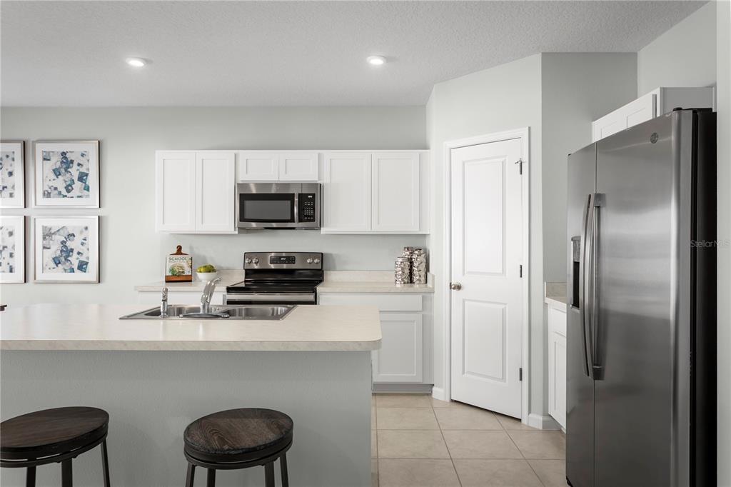 Property for sale at 1566 STARLING SONG LANE, LAKELAND, FL, 33811