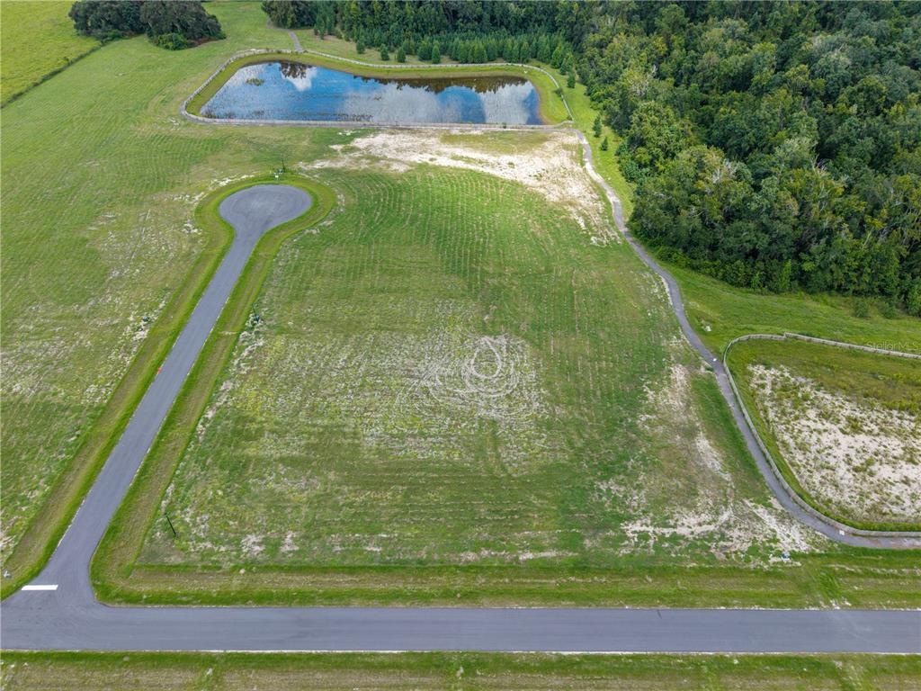Cul De Sac East Lots, Walking Trail & Retention Basins