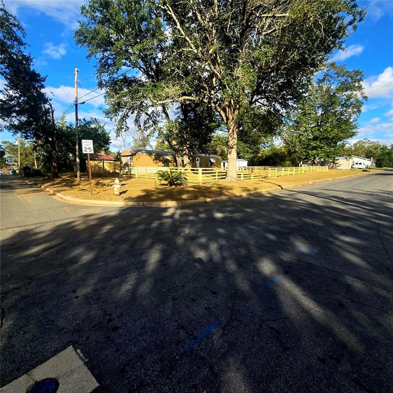 Property for sale at 2820 BARNES STREET, MARIANNA, FL, 32448