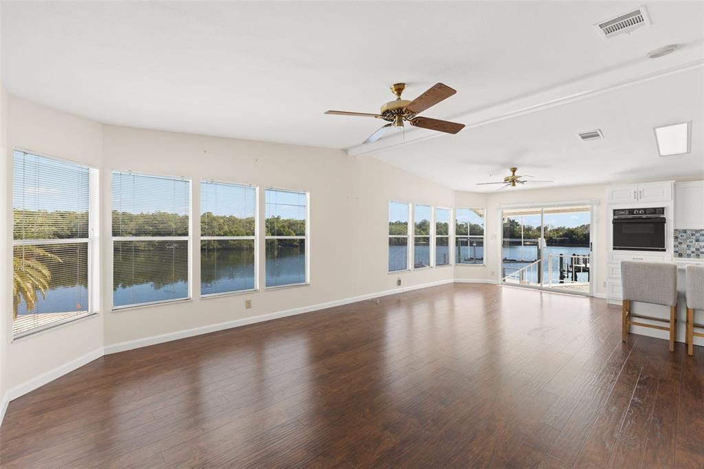 Property for sale at 7113 MOUNT PINEY ROAD NE UNIT 719, ST PETERSBURG, FL, 33702