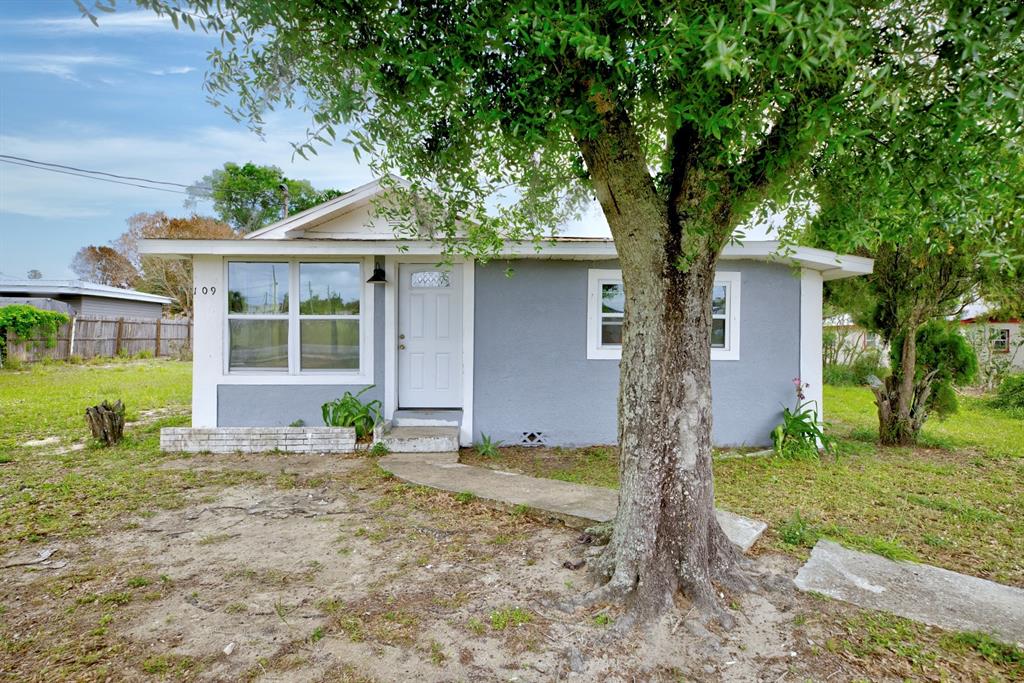 Property for sale at 109 S ANOKA AVENUE, AVON PARK, FL, 33825
