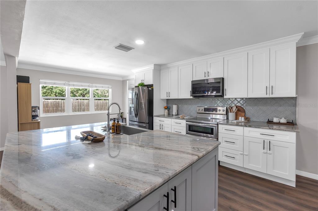 Property for sale at 11304 LEPRECHAUN DRIVE, RIVERVIEW, FL, 33569