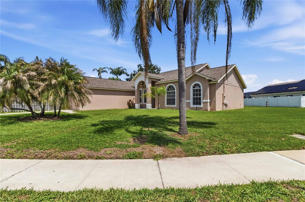 Property for sale at 1019 CHAMBERLIN TRAIL, ST CLOUD, FL, 34772