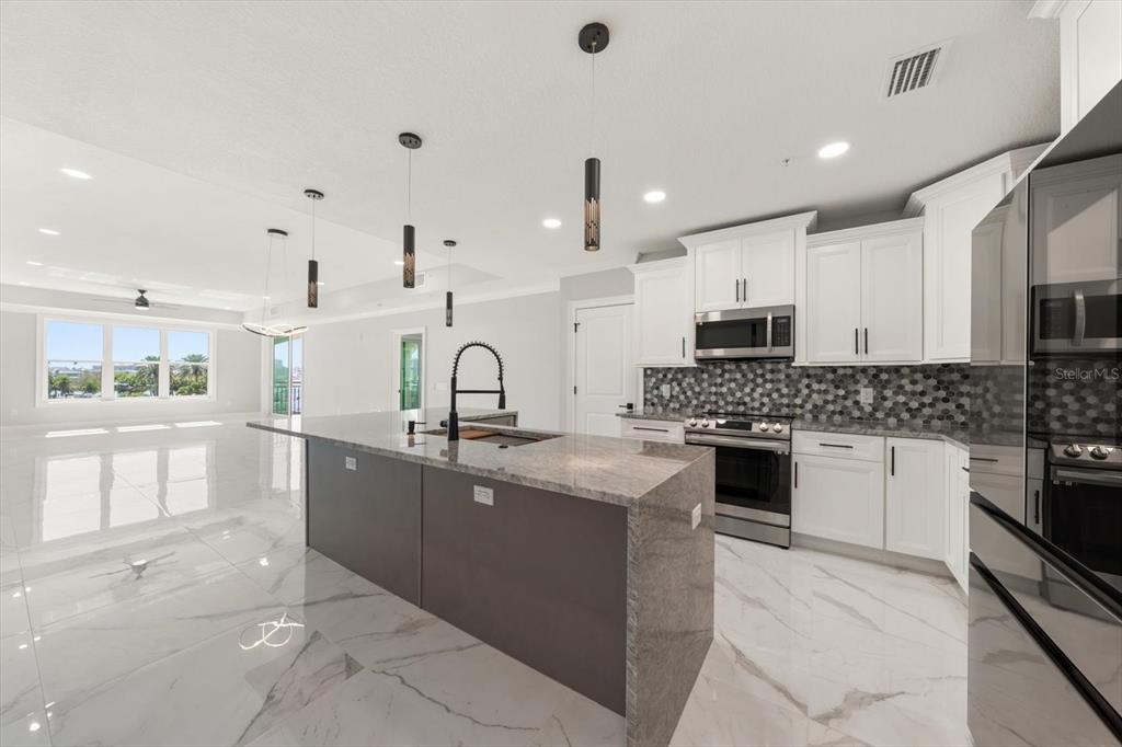 Property for sale at 211 DOLPHIN POINT UNIT 303, CLEARWATER, FL, 33767