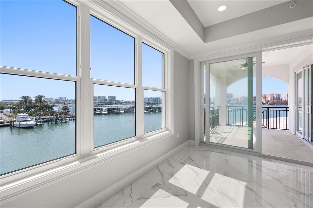 Property for sale at 211 DOLPHIN POINT UNIT 303, CLEARWATER, FL, 33767
