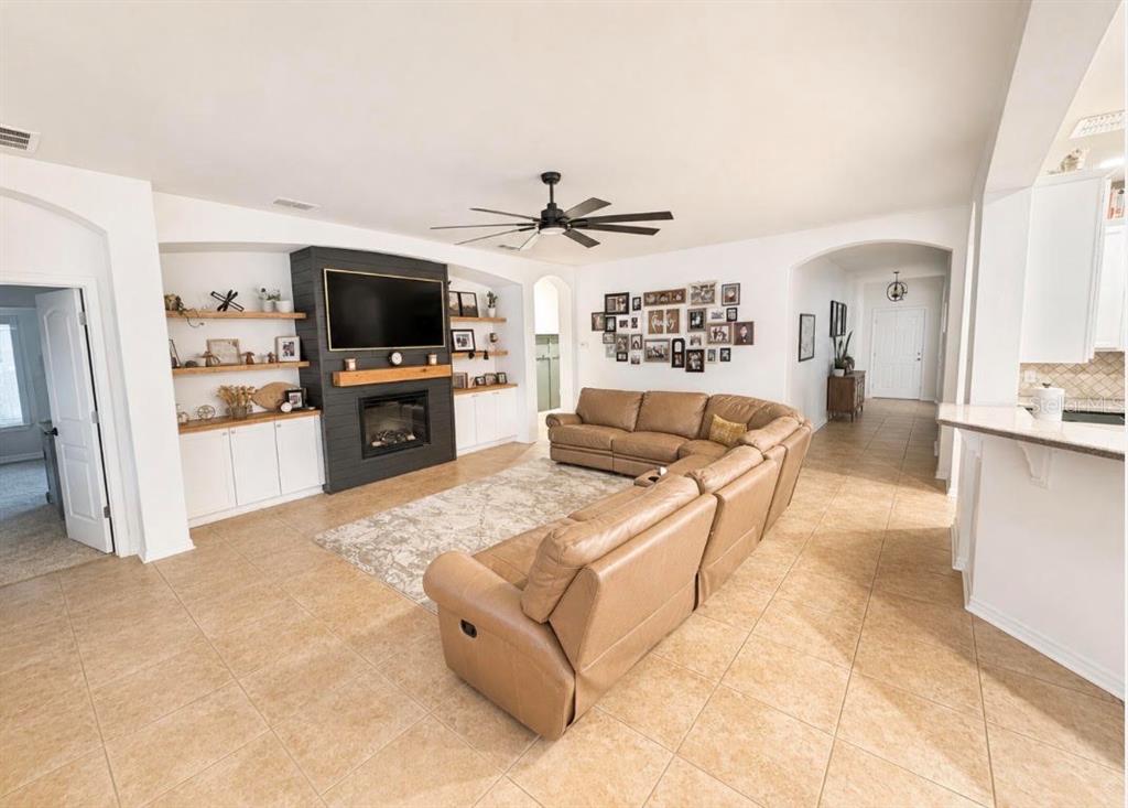 Property for sale at 1518 RHODESWELL LANE, DOVER, FL, 33527