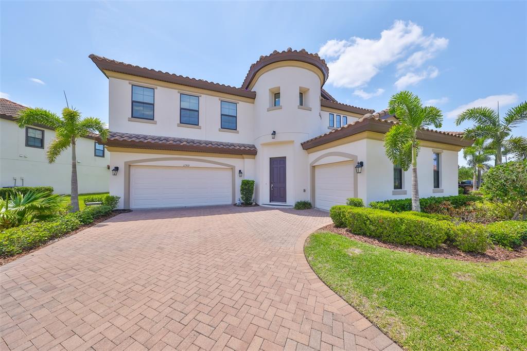 Property for sale at 11909 CLIMBING FERN AVENUE, RIVERVIEW, FL, 33579