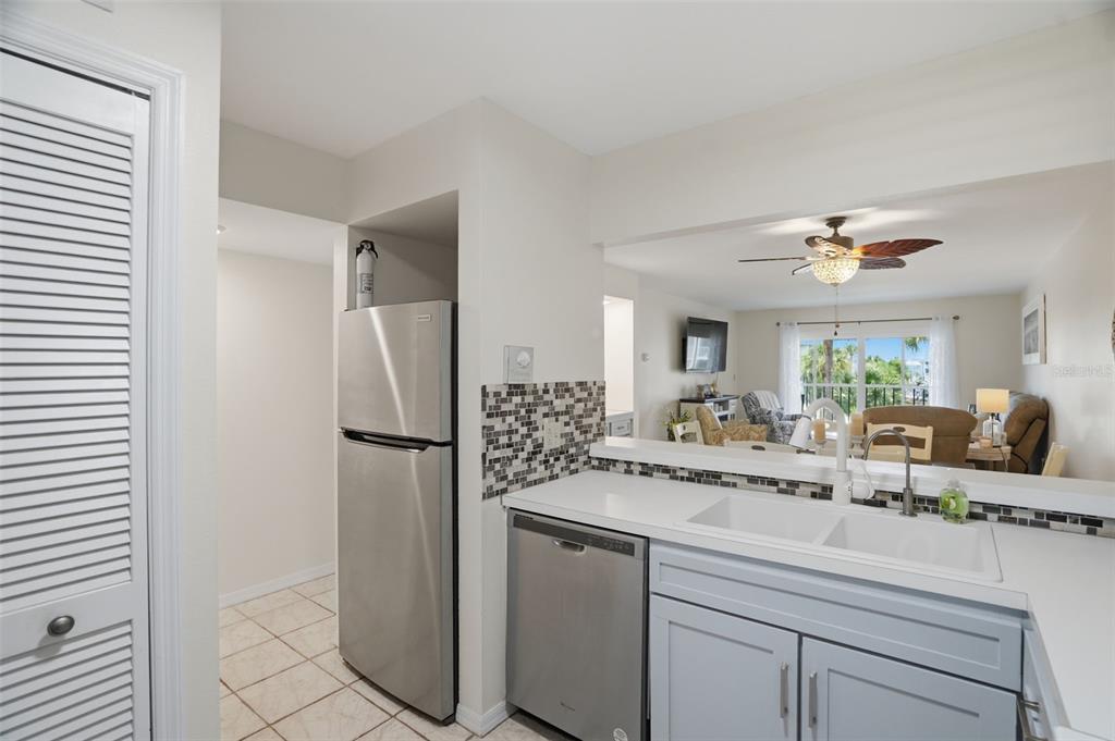 Property for sale at 5557 SEA FOREST DRIVE UNIT 215, NEW PORT RICHEY, FL, 34652