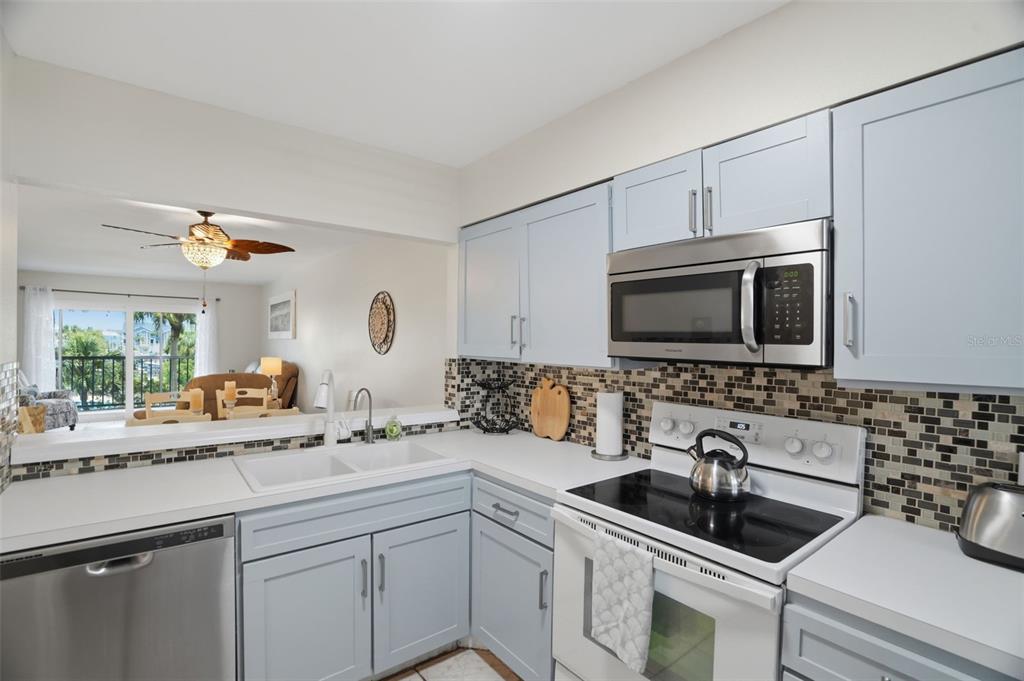 Property for sale at 5557 SEA FOREST DRIVE UNIT 215, NEW PORT RICHEY, FL, 34652