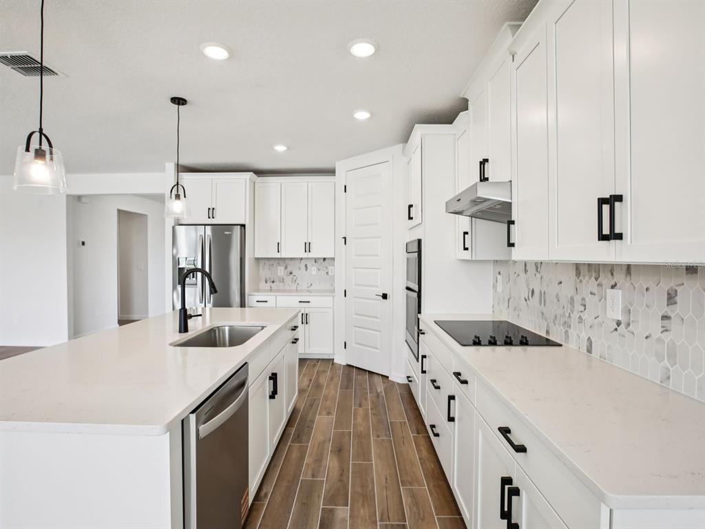 Photo is not of the actual home, but is an inspirational photo of builder’s model home and may depict options, furnishings, and/or decorator features that are not included