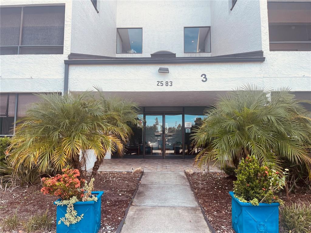 Property for sale at 2583 COUNTRYSIDE BOULEVARD UNIT 3201, CLEARWATER, FL, 33761