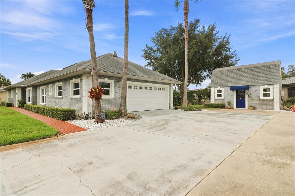 Property for sale at 1520 SE PINWHEEL DRIVE, CRYSTAL RIVER, FL, 34429