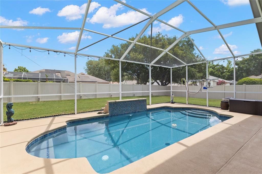 Property for sale at 4038 LITHIA RIDGE BOULEVARD, VALRICO, FL, 33596