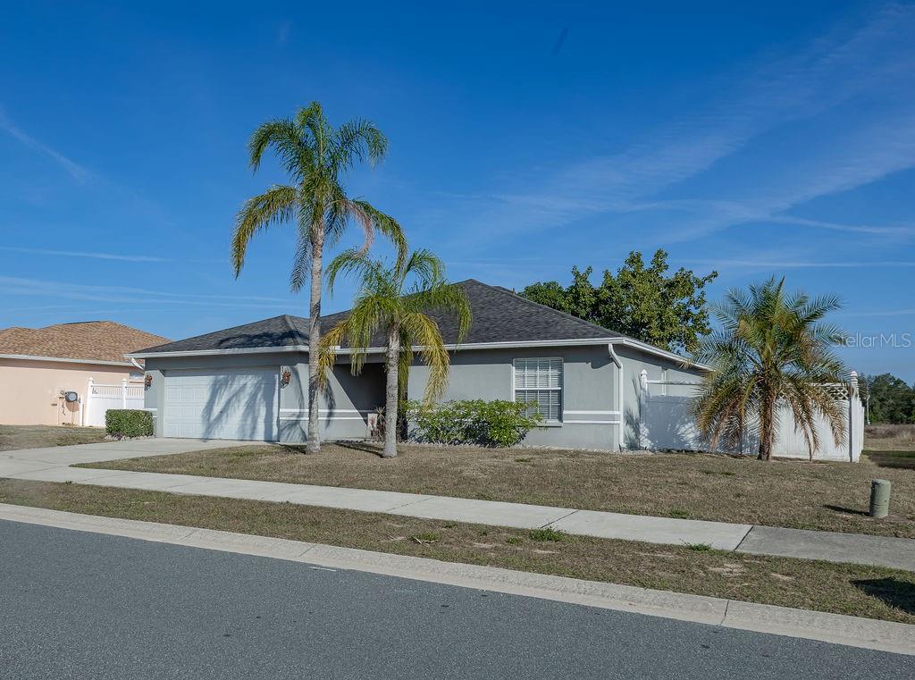 Property for sale at 1015 HIGHLAND CREST CIRCLE, LAKE WALES, FL, 33853