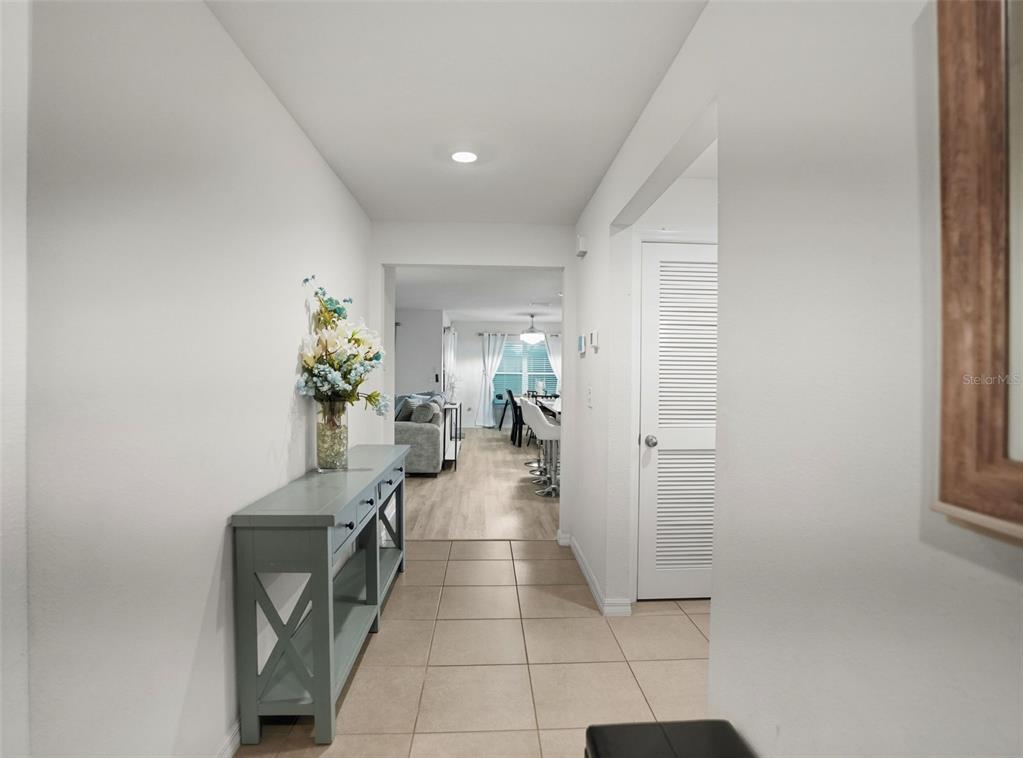 Front Entrance/Foyer