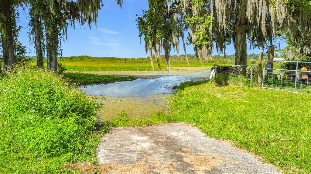 Property for sale at 7962 W RIVERBEND ROAD, CRYSTAL RIVER, FL, 34428
