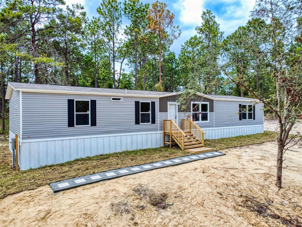 Property for sale at 730 NE 131 AVENUE, WILLISTON, FL, 32696