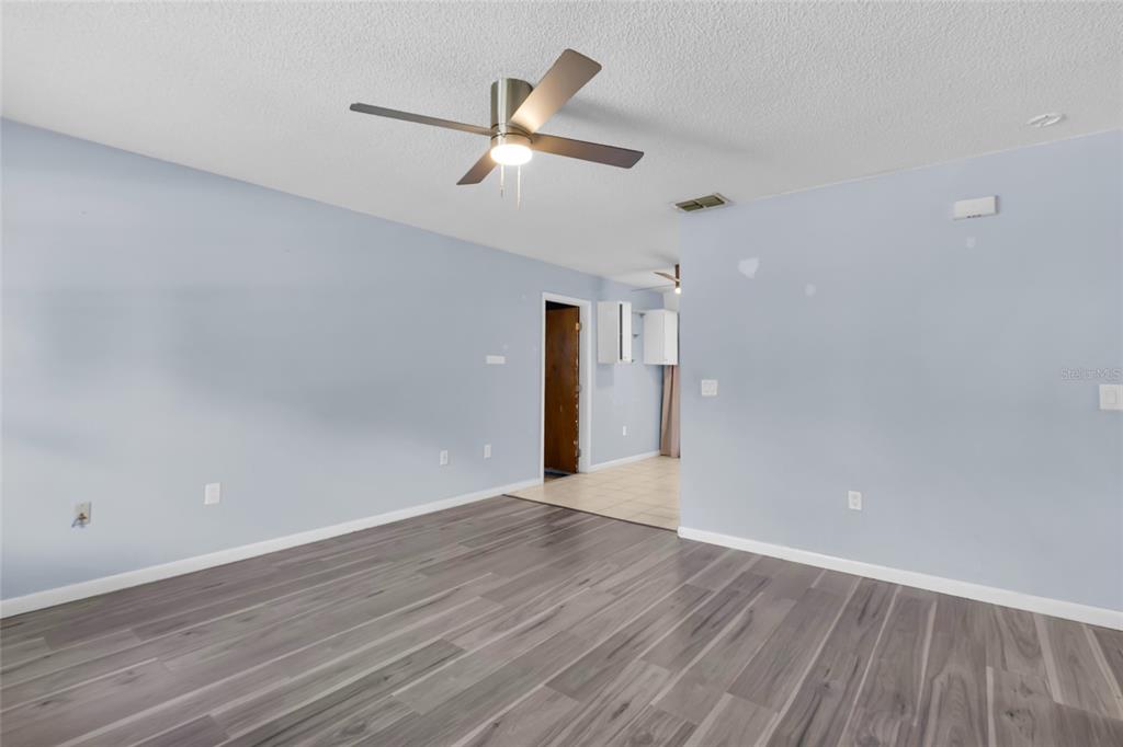 Property for sale at 207 ELAINE DRIVE, AUBURNDALE, FL, 33823