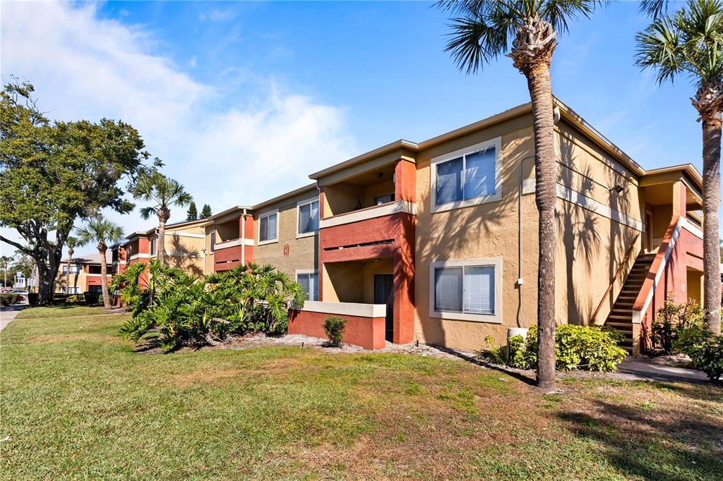Property for sale at 612 KENWICK CIRCLE UNIT 103, CASSELBERRY, FL, 32707