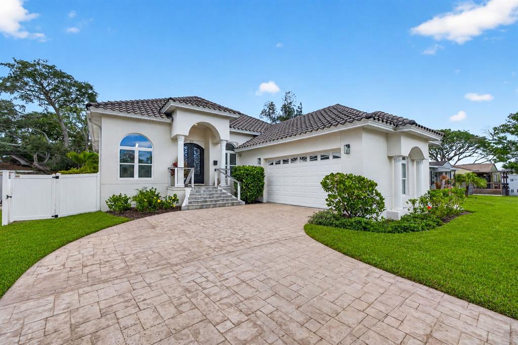 Property for sale at 815 59TH AVENUE NE, ST PETERSBURG, FL, 33703