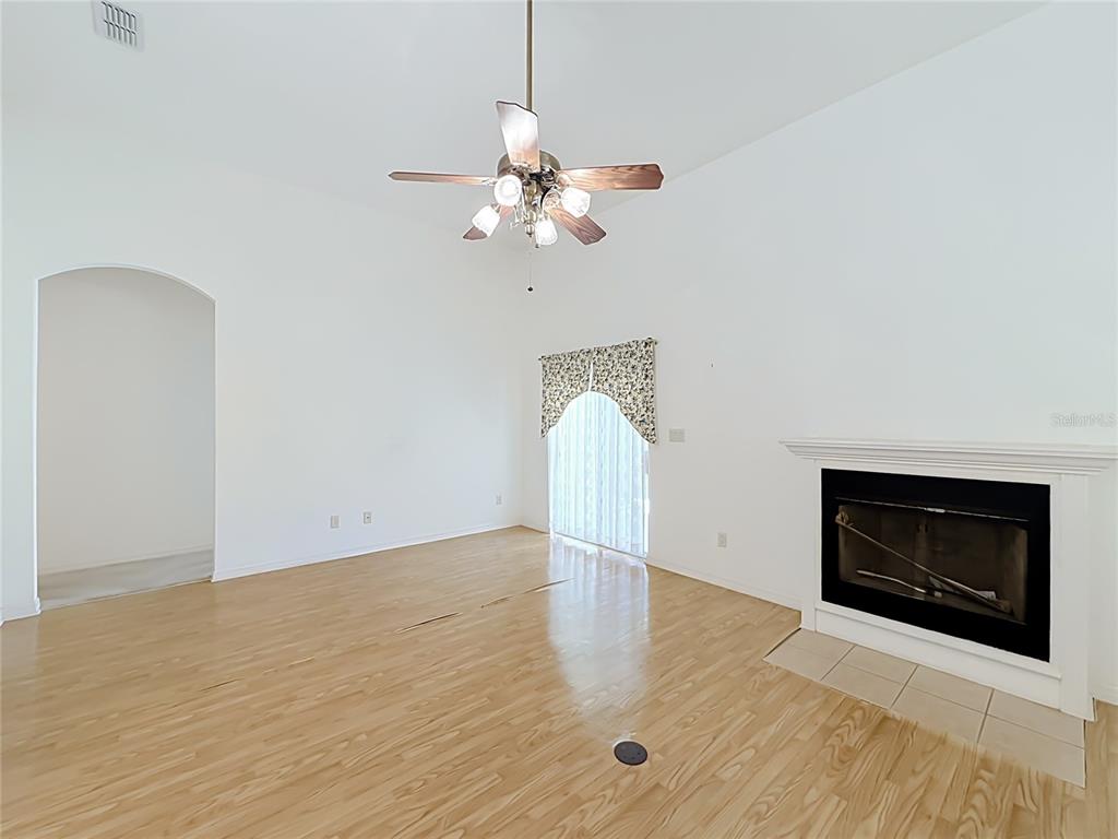 Property for sale at 4431 NOTTOWAY DRIVE, LEESBURG, FL, 34748