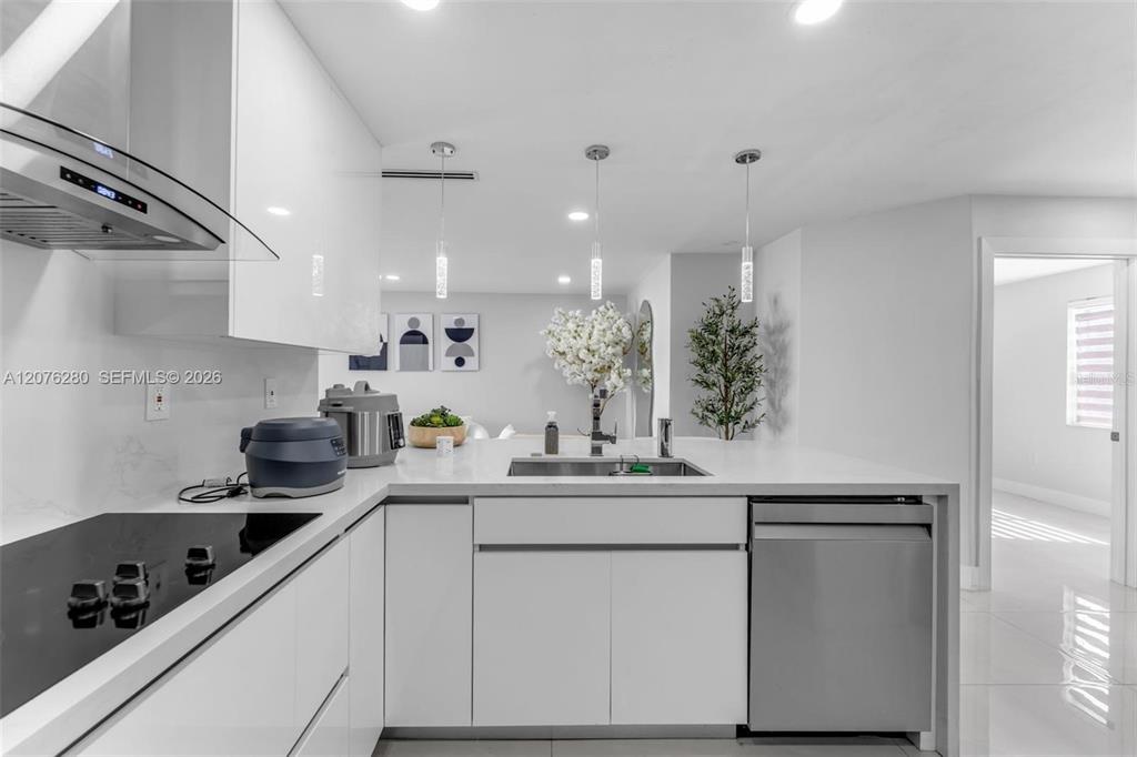 Property for sale at 1180 NW 124TH PLACE UNIT 208, MIAMI, FL, 33182