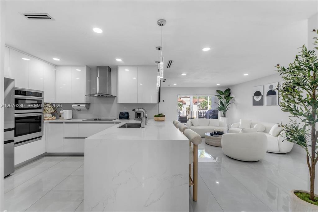 Property for sale at 1180 NW 124TH PLACE UNIT 208, MIAMI, FL, 33182