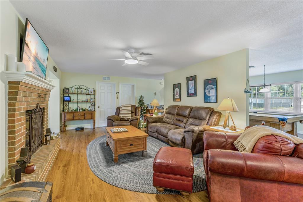 Property for sale at 1412 LAKEVIEW AVENUE, KISSIMMEE, FL, 34744
