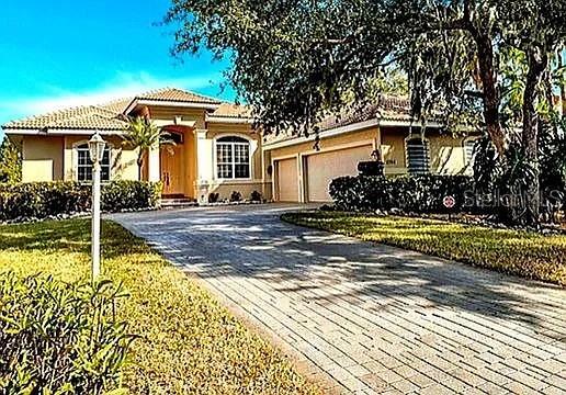 Property for sale at 1704 AMBERWYND CIRCLE W, PALMETTO, FL, 34221