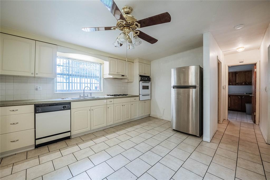 Property for sale at 2608 TRINITY CIRCLE NW, WINTER HAVEN, FL, 33881